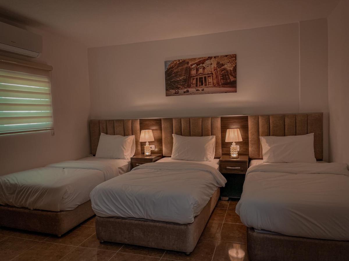 וואדי מוסא Petra Jewel Luxury Hotel מראה חיצוני תמונה