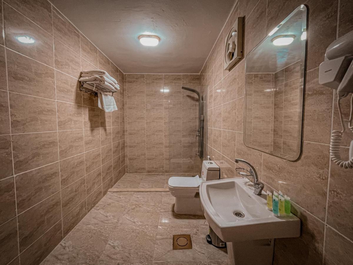 וואדי מוסא Petra Jewel Luxury Hotel מראה חיצוני תמונה