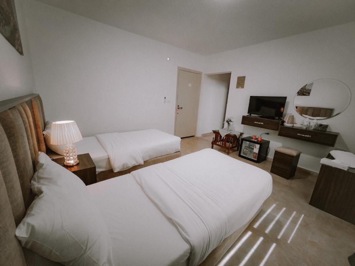 וואדי מוסא Petra Jewel Luxury Hotel מראה חיצוני תמונה